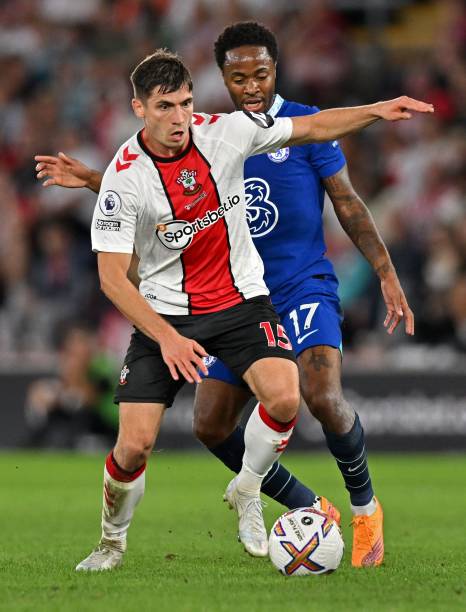 少频繁调整 少频繁调整