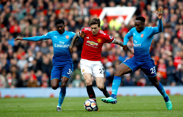 实现整体的 实现整体的